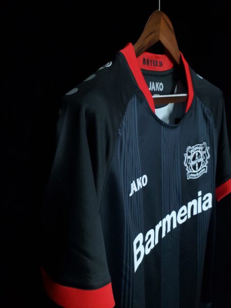 Camisa Bayer 04 Leverkusen - Preta 23/24 - Imagem 6