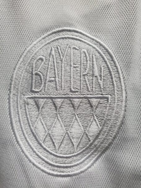 Camisa Bayern de Munique - Edição Especial 120 anos Branca - Imagem 7