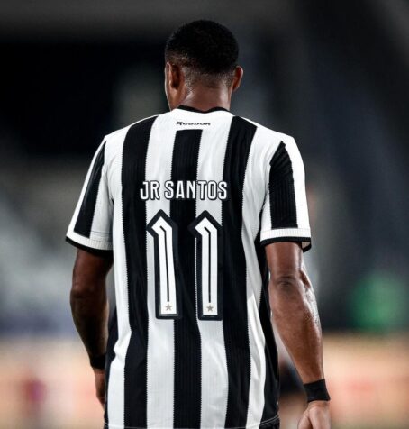 Camisa Botafogo – Patrocínio - Preta/Branca – 24/25 - Imagem 3