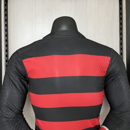 Camisa Flamengo Longa - Modelo Jogador - Rubro Negra - 24/25 - Imagem 9