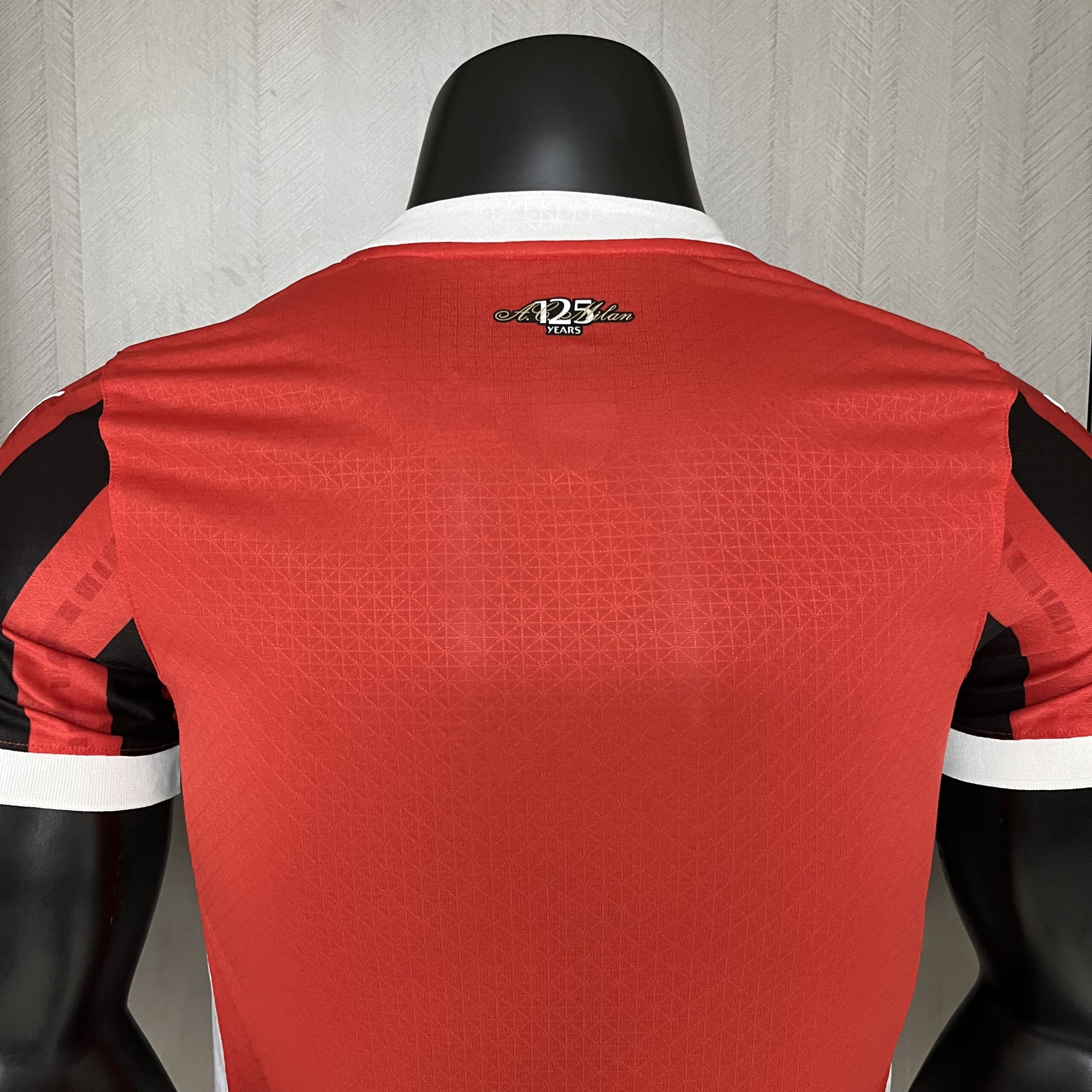 Camisa AC Milan – Modelo Jogador – Vermelha/Preta 24/25