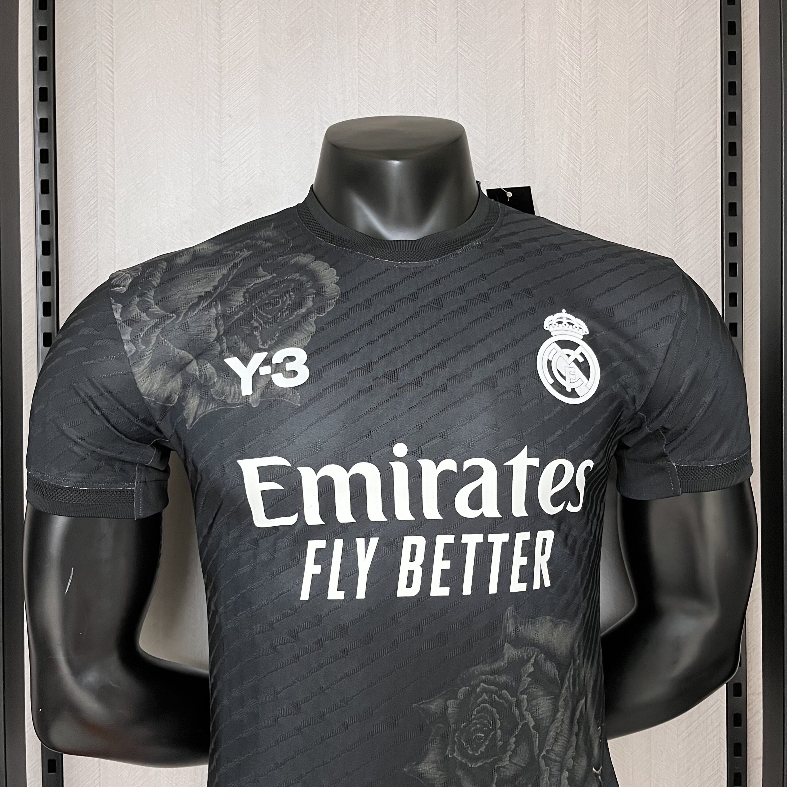 Camisa Real Madrid Y3 – Modelo Jogador – Rosa Preta – 24/25