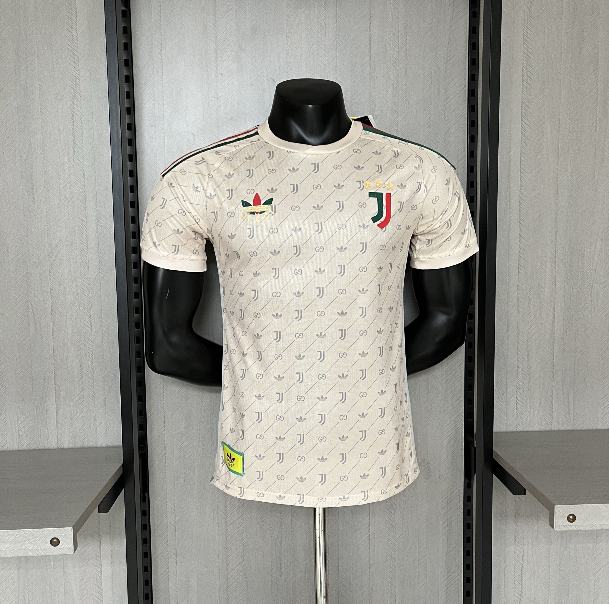 Camisa Juventus Edição Conjunta GC – Modelo Jogador – Branca – 24/25