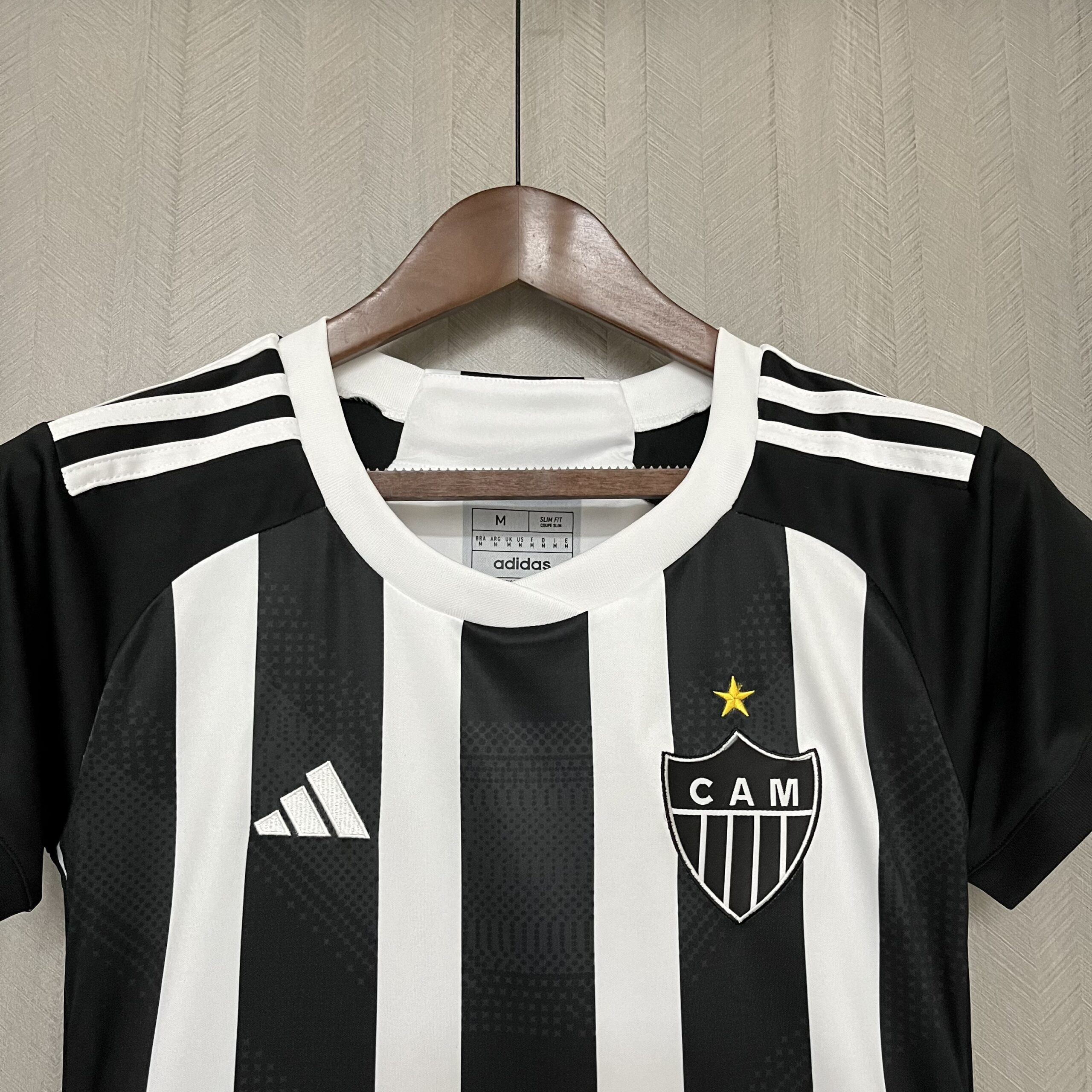 Camisa Atlético Mineiro – Feminina – Preta/Branca – 24/25