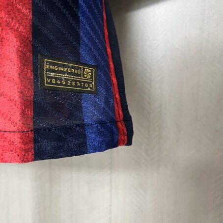 Camisa Barcelona Edição Especial - Modelo Jogador - Azul/Grená - 24/25 - Imagem 4