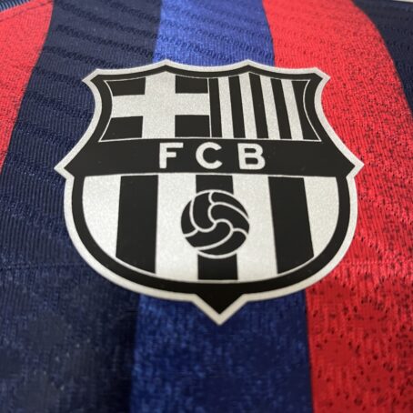 Camisa Barcelona Edição Especial - Modelo Jogador - Azul/Grená - 24/25 - Imagem 2