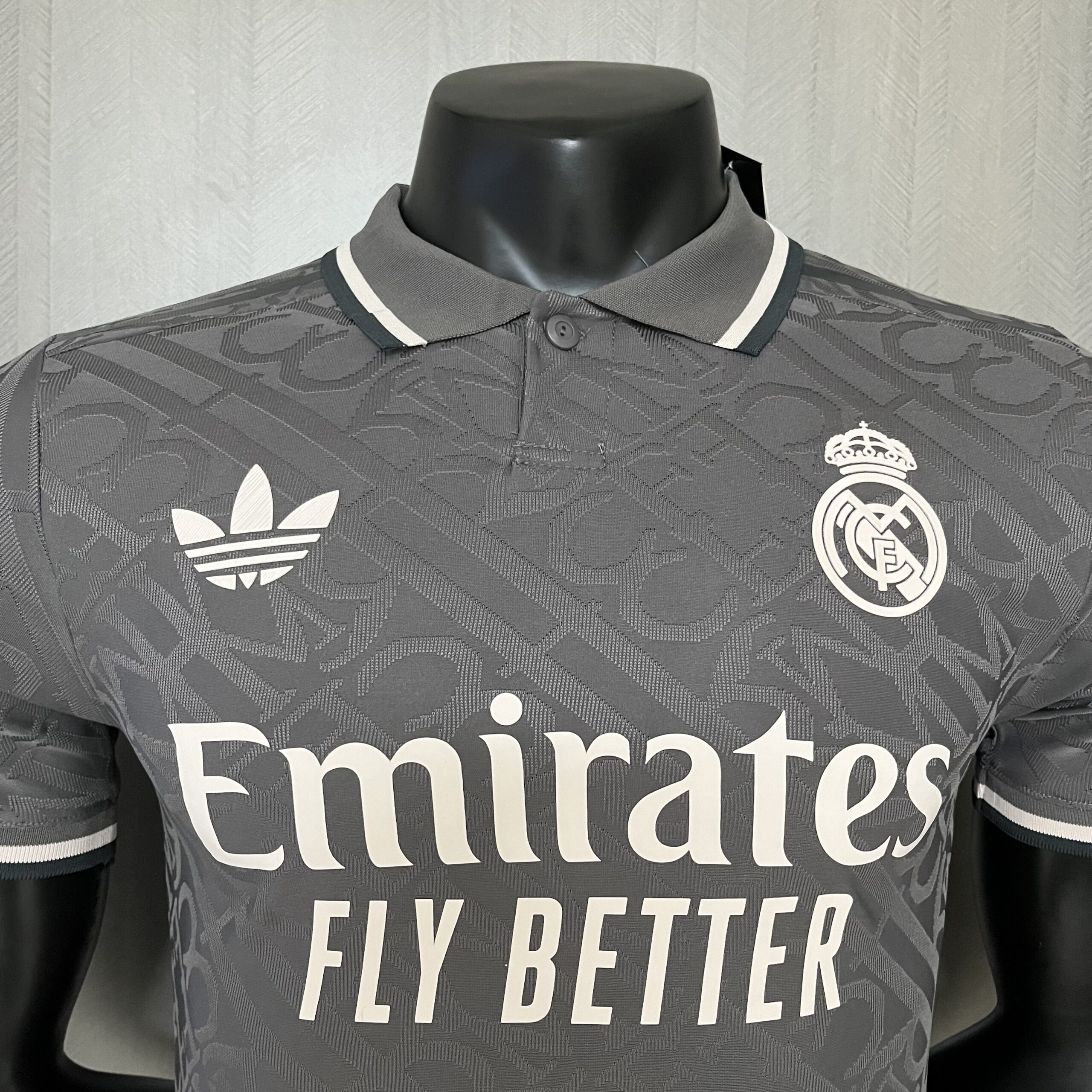 Camisa Real Madrid III – Modelo Jogador – Cinza – 24/25