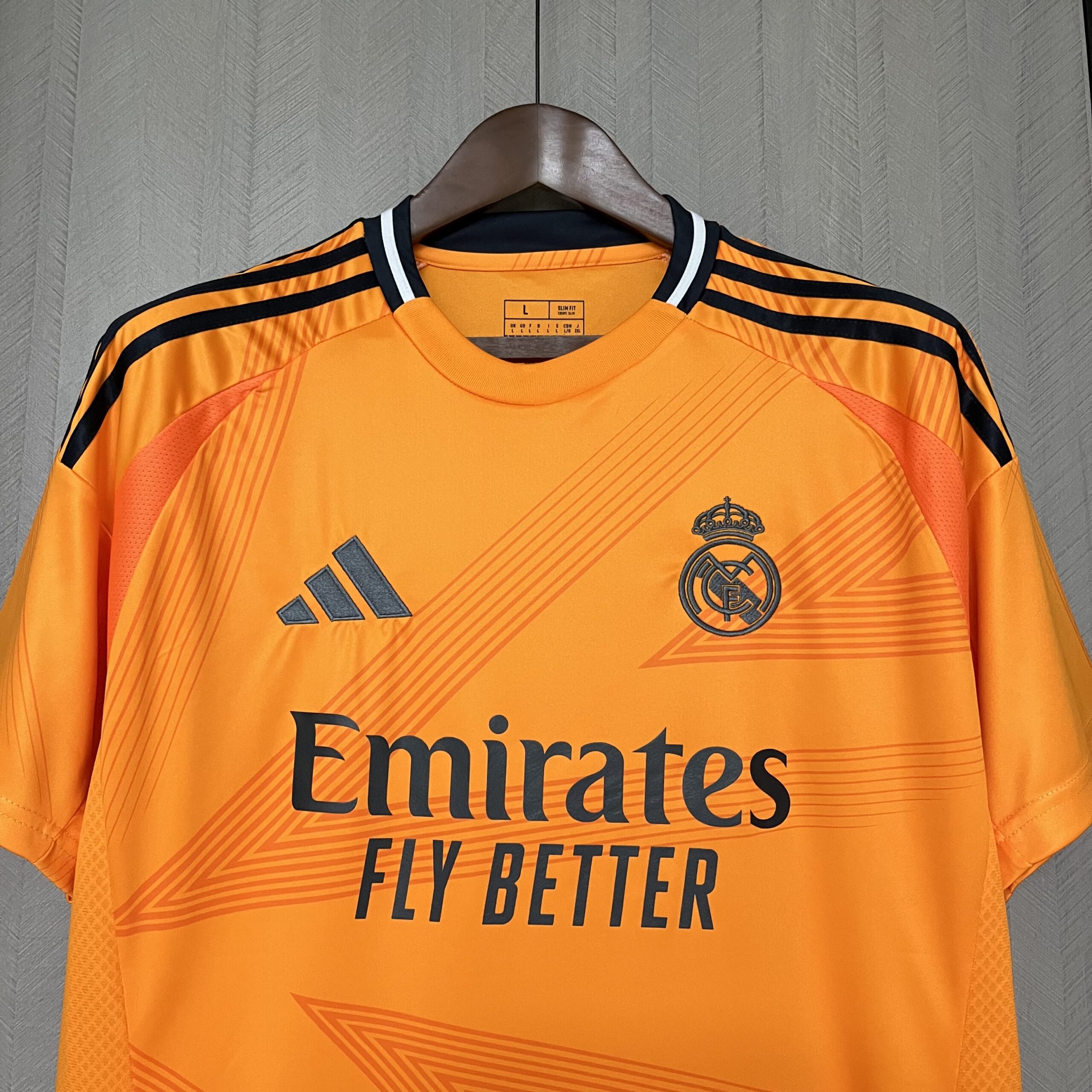 Camisa Real Madrid – Laranja 24/25