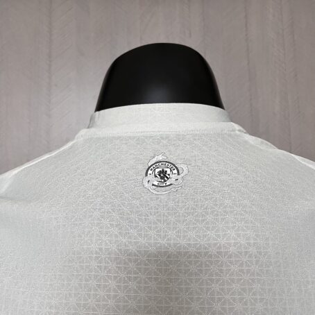 Camisa Manchester City Edição Especial - Modelo Jogador - Branca - 24/25 - Imagem 9