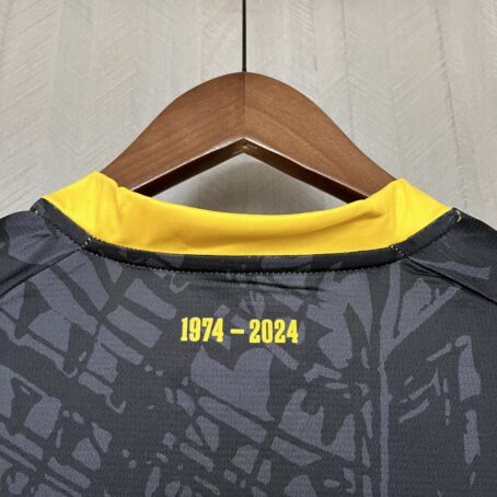 Camisa Borussia Dortmund Edição Especial - Amarela/Preta - 24/25 - Imagem 10