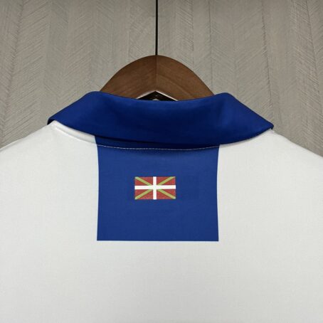 Camisa Real Sociedad – Branca/Azul – 24/25 - Imagem 10