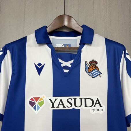 Camisa Real Sociedad – Branca/Azul – 24/25 - Imagem 2