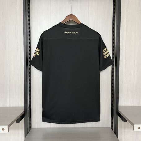 Camisa Eintracht Frankfurt Edição Especial - Preta - 24/25 - Imagem 9