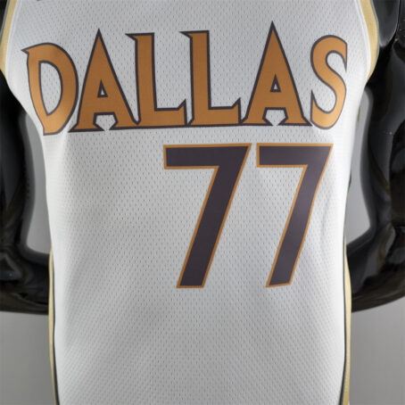 Camisa Regata NBA Dallas Mavericks – Branca – #77 Doncic - 2020 - Imagem 2