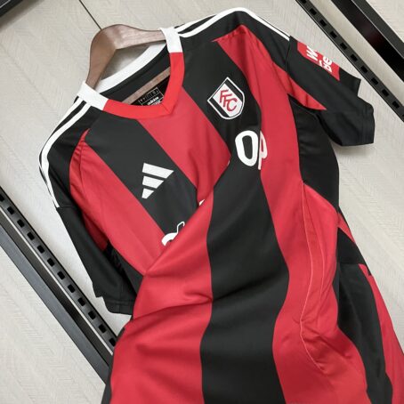 Camisa Fulham - Preta/Vermelha - 24/25 - Imagem 7