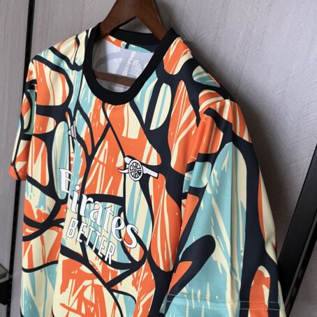 Camisa Arsenal - Colorida Pré Jogo - 24/25 - Imagem 8
