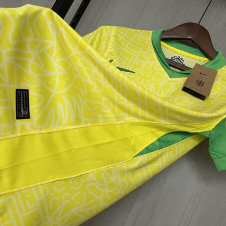 Camisa Brasil - Feminina - Amarela - 24/25 - Imagem 8