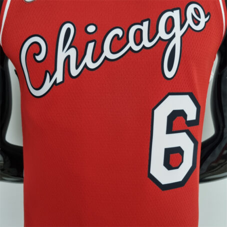 Camisa Regata NBA Chicago Bulls – Vermelha – #6 Caruso - 75 Anos - Imagem 2