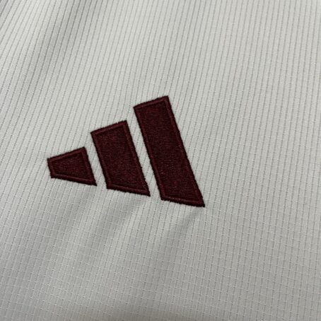 Camisa Aston Villa - Branca - 24/25 - Imagem 4