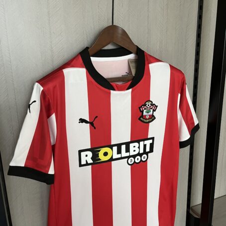 Camisa Southampton - Vermelha/Branca - 24/25 - Imagem 5