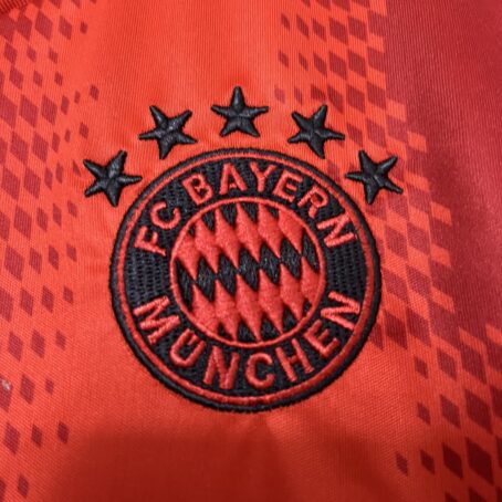 Camisa Bayern de Munique - Infantil - Vermelha - 24/25 - Imagem 3