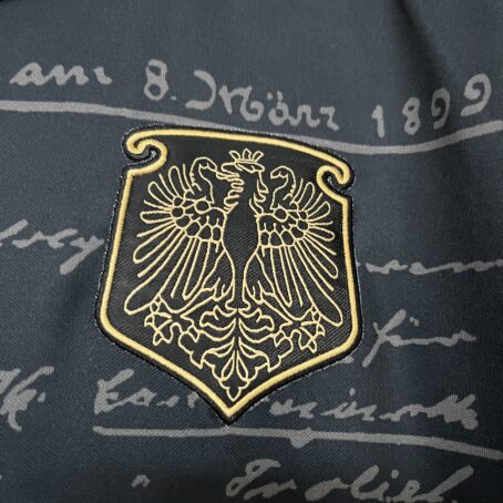 Camisa Eintracht Frankfurt Edição Especial - Preta - 24/25 - Imagem 3