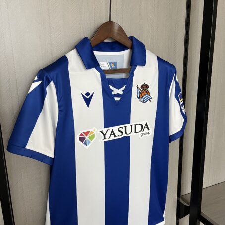 Camisa Real Sociedad – Branca/Azul – 24/25 - Imagem 5