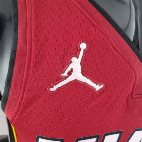 Camisa Regata NBA Miami Heat – Vermelha – #14 Herro – 75 Anos - Imagem 4