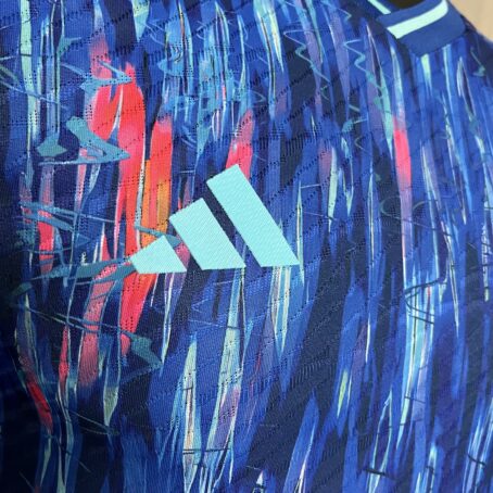 Camisa Japão Edição Especial - Modelo Jogador - N18 - 24/25 - Imagem 3