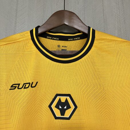 Camisa Wolves - Amarela - 24/25 - Imagem 2