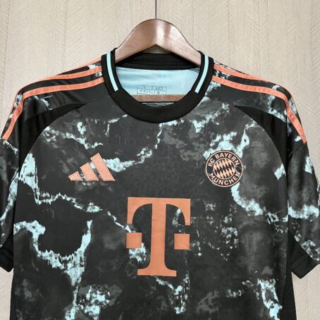 Camisa Bayern de Munique - Preta -  24/25 - Imagem 2