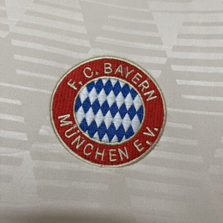 Camisa Bayern de Munique III - Branca - 24/25 - Imagem 3