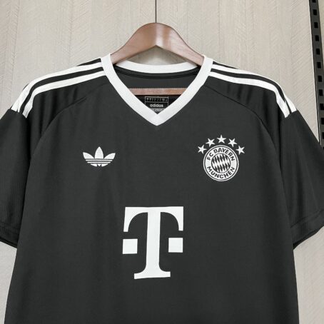 Camisa Bayern de Munique Goleiro - Preta - 24/25 - Imagem 2