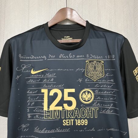 Camisa Eintracht Frankfurt Edição Especial - Preta - 24/25 - Imagem 2