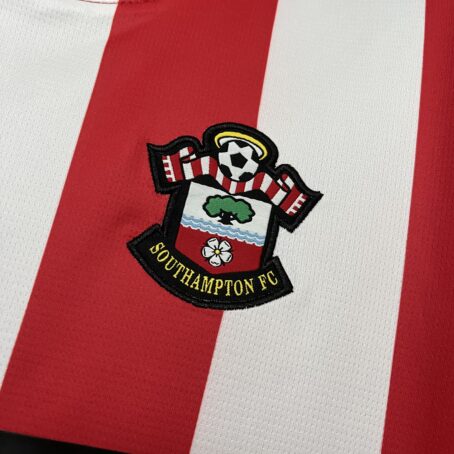 Camisa Southampton - Vermelha/Branca - 24/25 - Imagem 3
