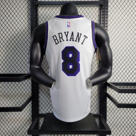 Camisa Regata NBA Los Angeles Lakers - Branca/Roxa - #8 Bryant - 23/24 - Imagem 8