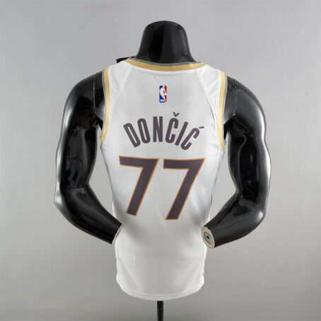 Camisa Regata NBA Dallas Mavericks – Branca – #77 Doncic - 2020 - Imagem 9