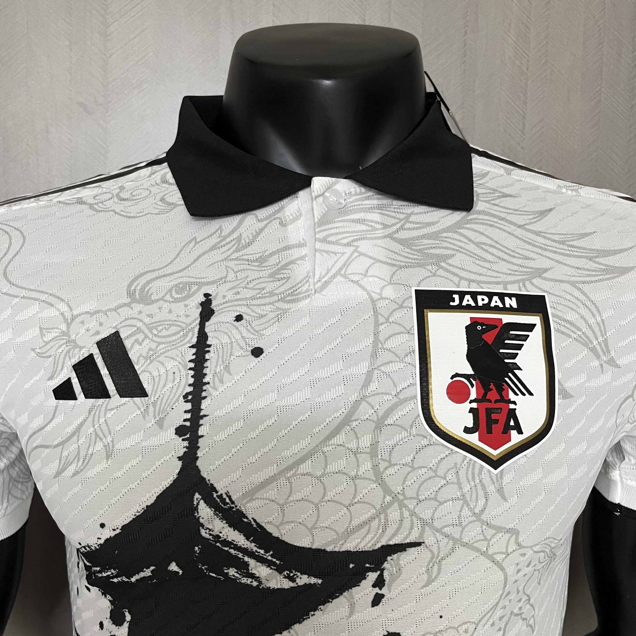 Camisa Japão Edição Especial – Modelo Jogador – N17 – 24/25