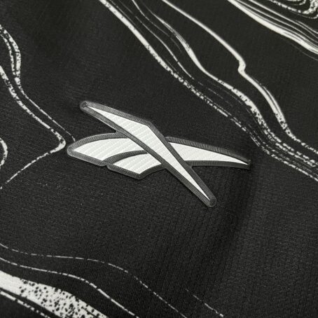 Camisa Botafogo IV - Patrocínio - Preta - 24/25 - Imagem 4