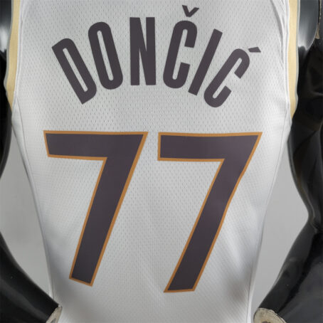 Camisa Regata NBA Dallas Mavericks – Branca – #77 Doncic - 2020 - Imagem 8
