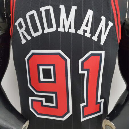 Camisa Regata NBA Chicago Bulls – Preta – #91 Rodman - 75 Anos - Imagem 7