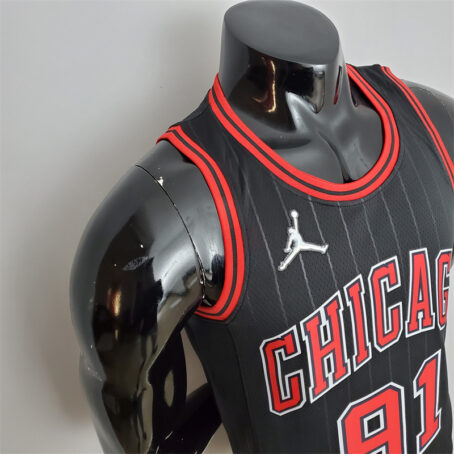 Camisa Regata NBA Chicago Bulls – Preta – #91 Rodman - 75 Anos - Imagem 5