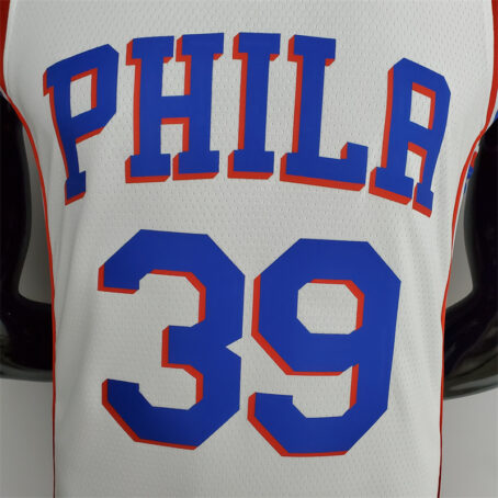 Camisa Regata NBA Philadelphia 76ers – Branca – #39 Howard – 75 Anos - Imagem 2